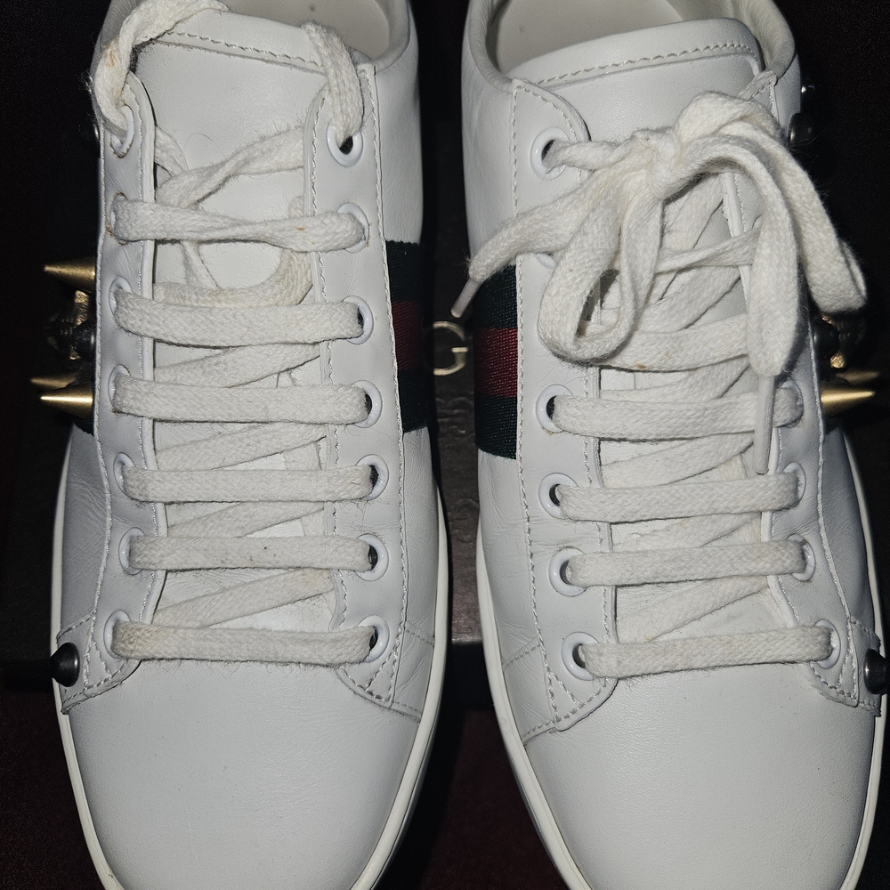 Gucci White Sneakers with Spikes - Picture 16 of 16